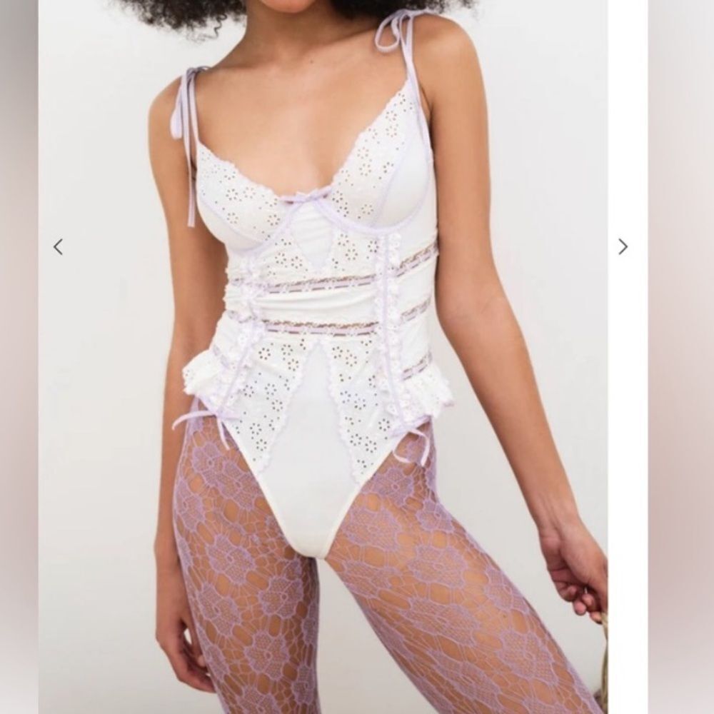 For Love & Lemons - Daisy Eyelet Bodysuit, Women's Bodysuit, Lavender, Size 34B
